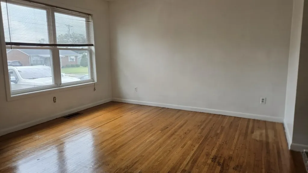 1021 St Martins Avenue Lexington KY 40511