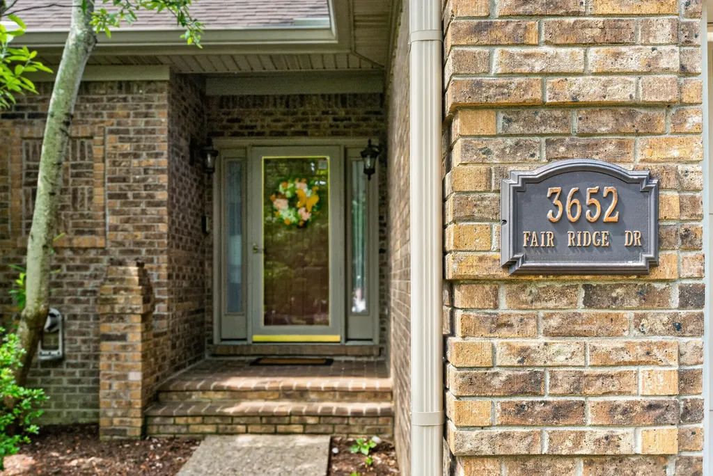 3652 Fair Ridge Drive Lexington KY 40509