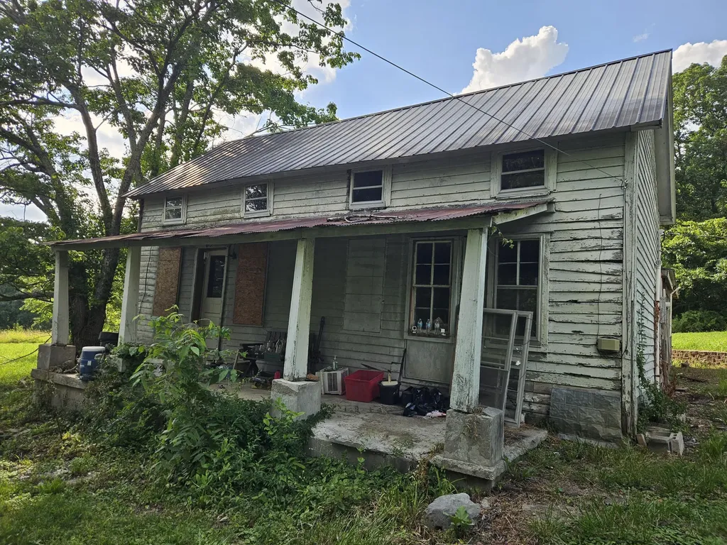 3817 Kentucky 501 Kings Mountain KY 40442