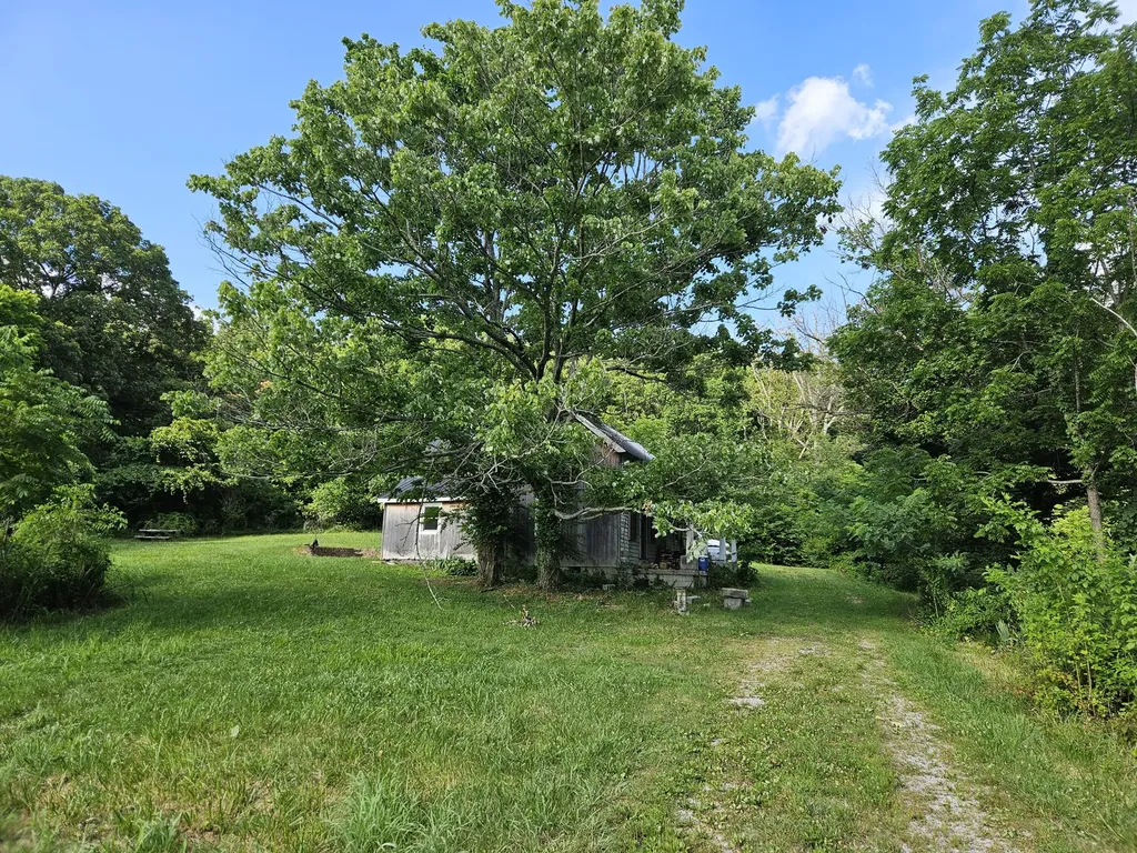 3817 Kentucky 501 Kings Mountain KY 40442