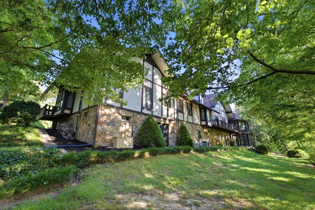 305 Beech Street Monticello KY 42633
