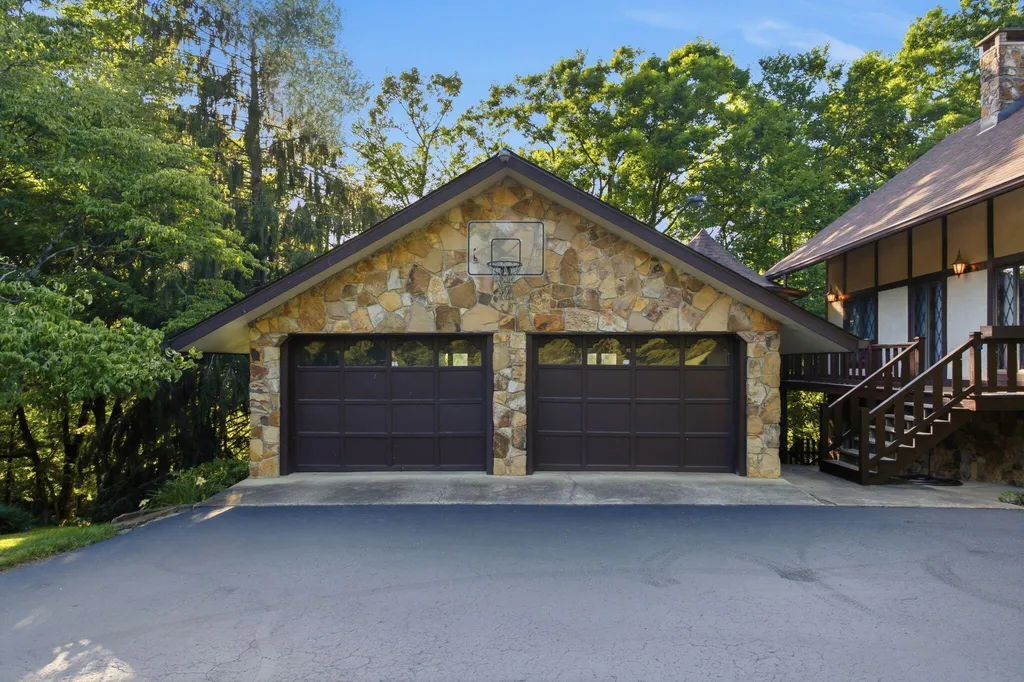 305 Beech Street Monticello KY 42633