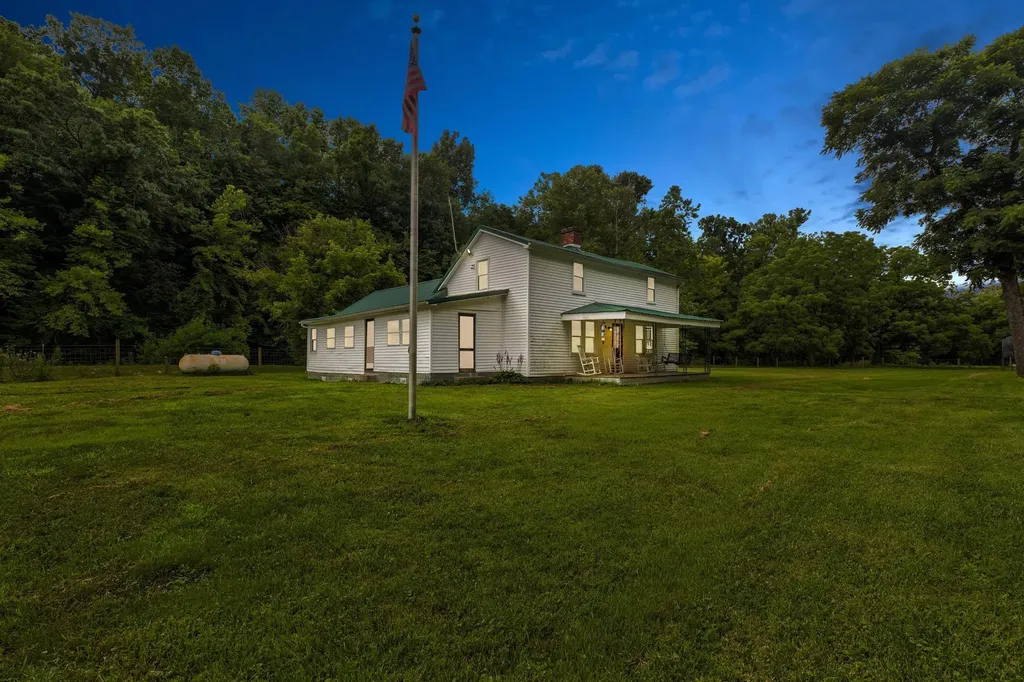 2350 Kiddville Road Mt Sterling KY 40353