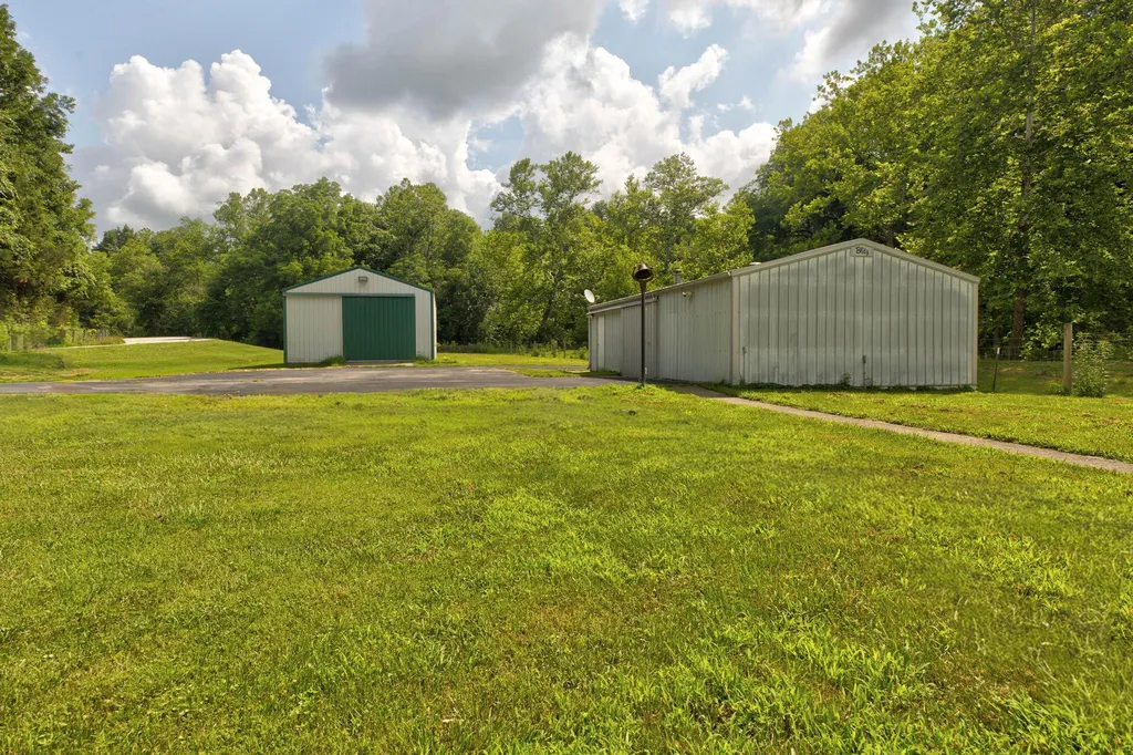 2350 Kiddville Road Mt Sterling KY 40353
