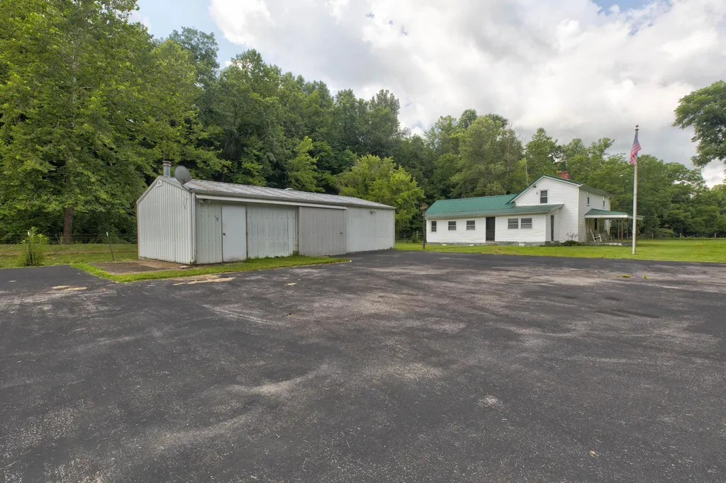 2350 Kiddville Road Mt Sterling KY 40353