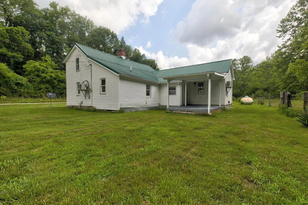2350 Kiddville Road Mt Sterling KY 40353