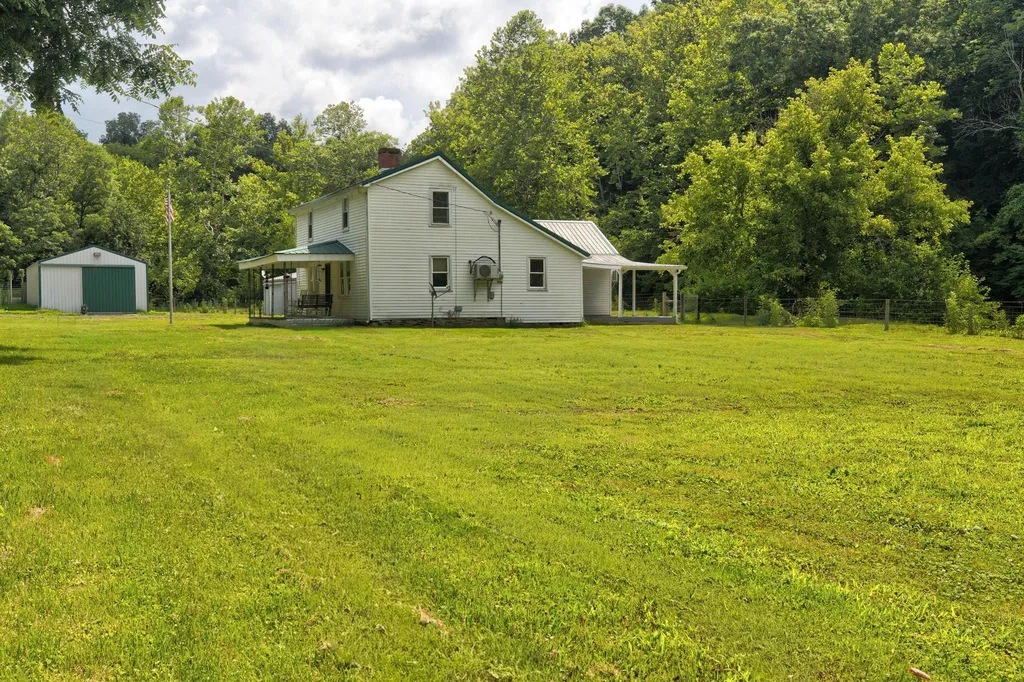 2350 Kiddville Road Mt Sterling KY 40353