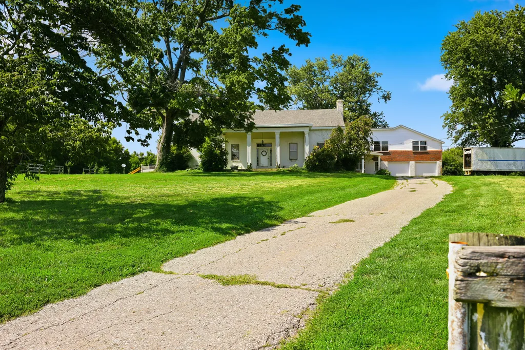 6481 Old Richmond Road Lexington KY 40515