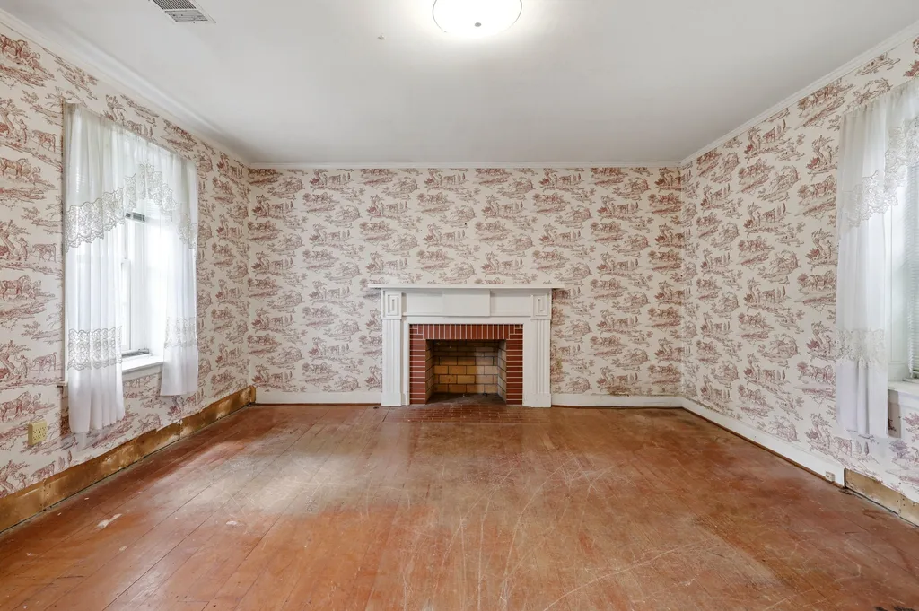 6481 Old Richmond Road Lexington KY 40515