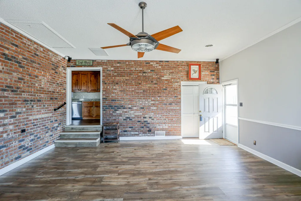 942 Crews Road Wickliffe KY 42087