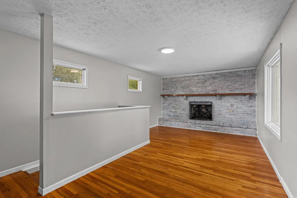 102 Rebecca Drive Richmond KY 40475