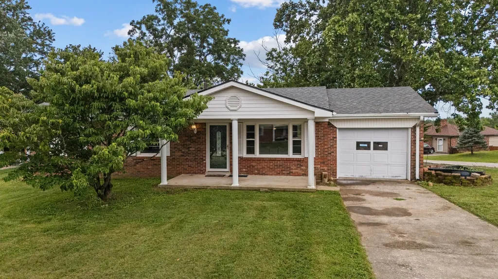 102 Rebecca Drive Richmond KY 40475