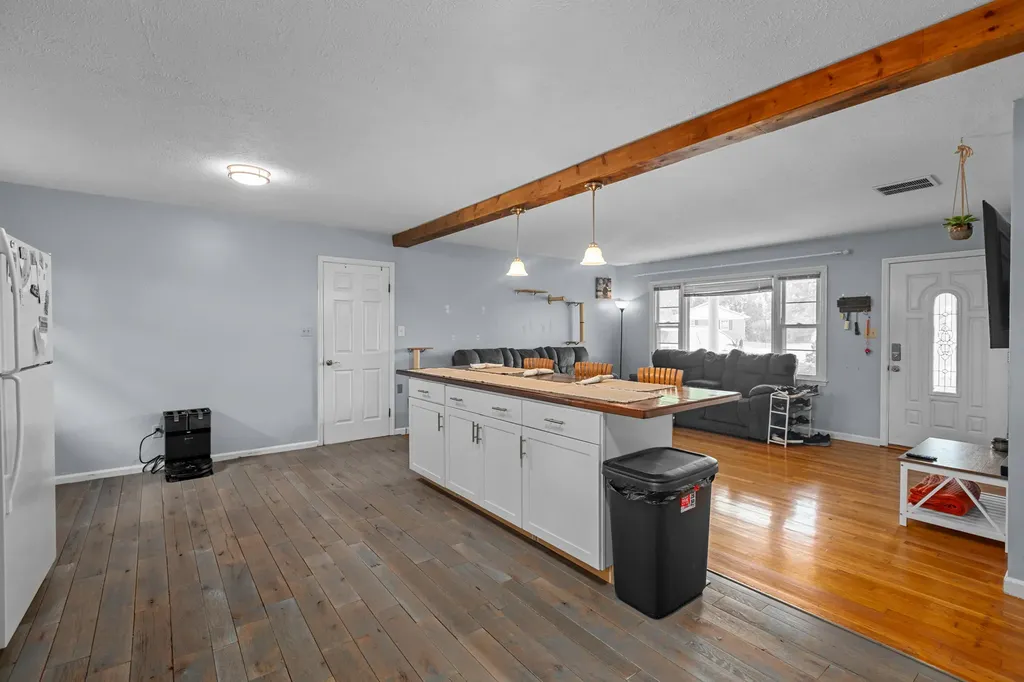102 Rebecca Drive Richmond KY 40475