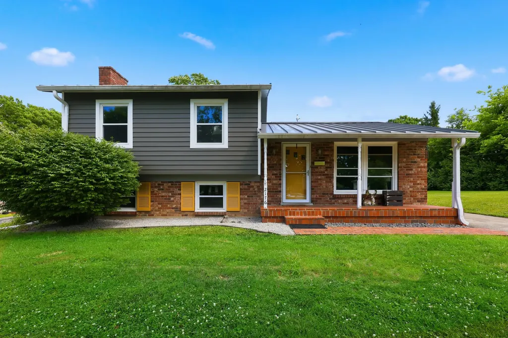 2176 Stephens Lane Lexington KY 40504