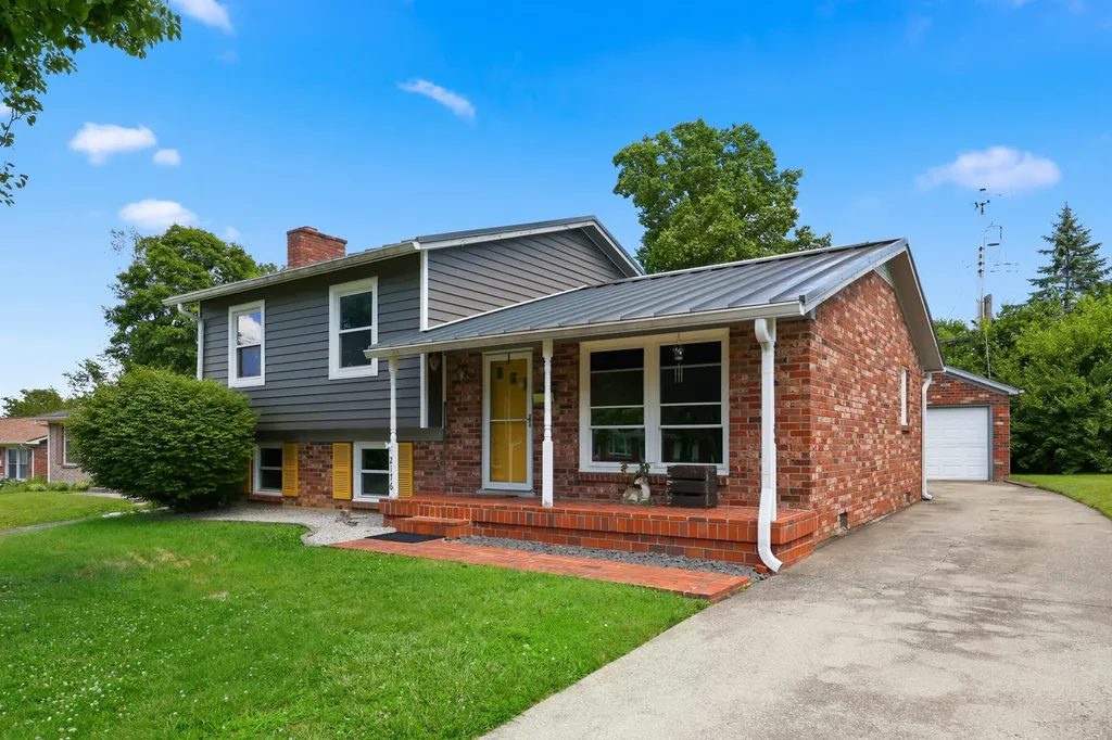2176 Stephens Lane Lexington KY 40504