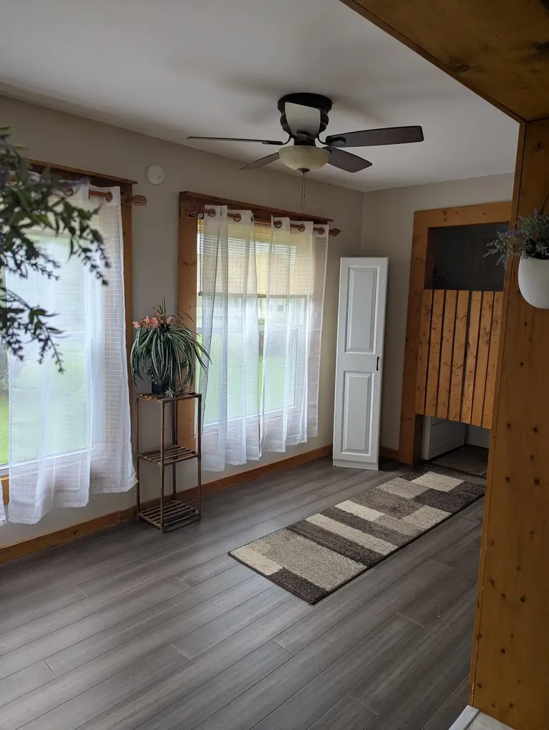 3107 E Highway 552 Lily KY 40740