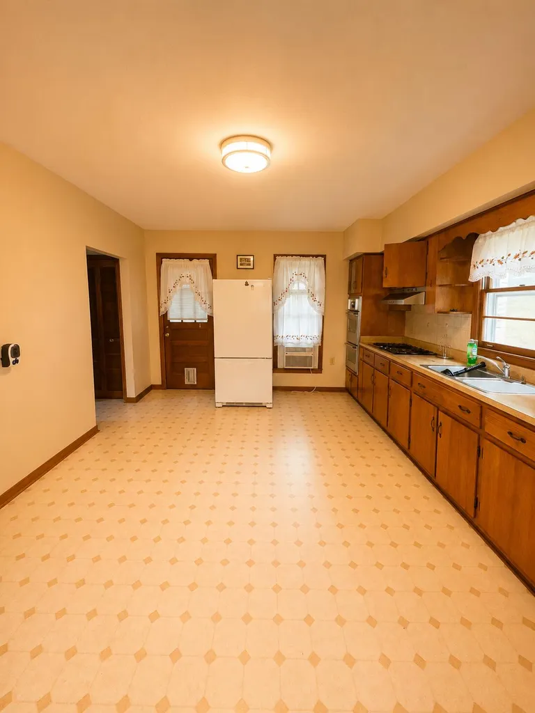 2970 Glensboro Road Lawrenceburg KY 40342