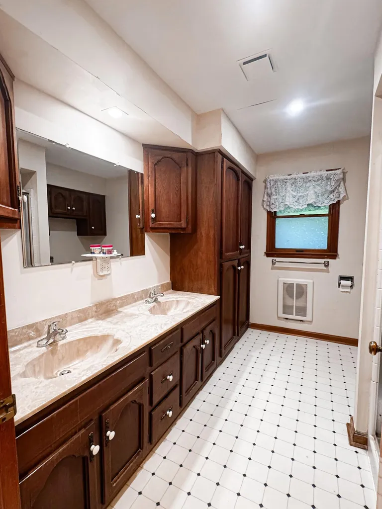 2970 Glensboro Road Lawrenceburg KY 40342