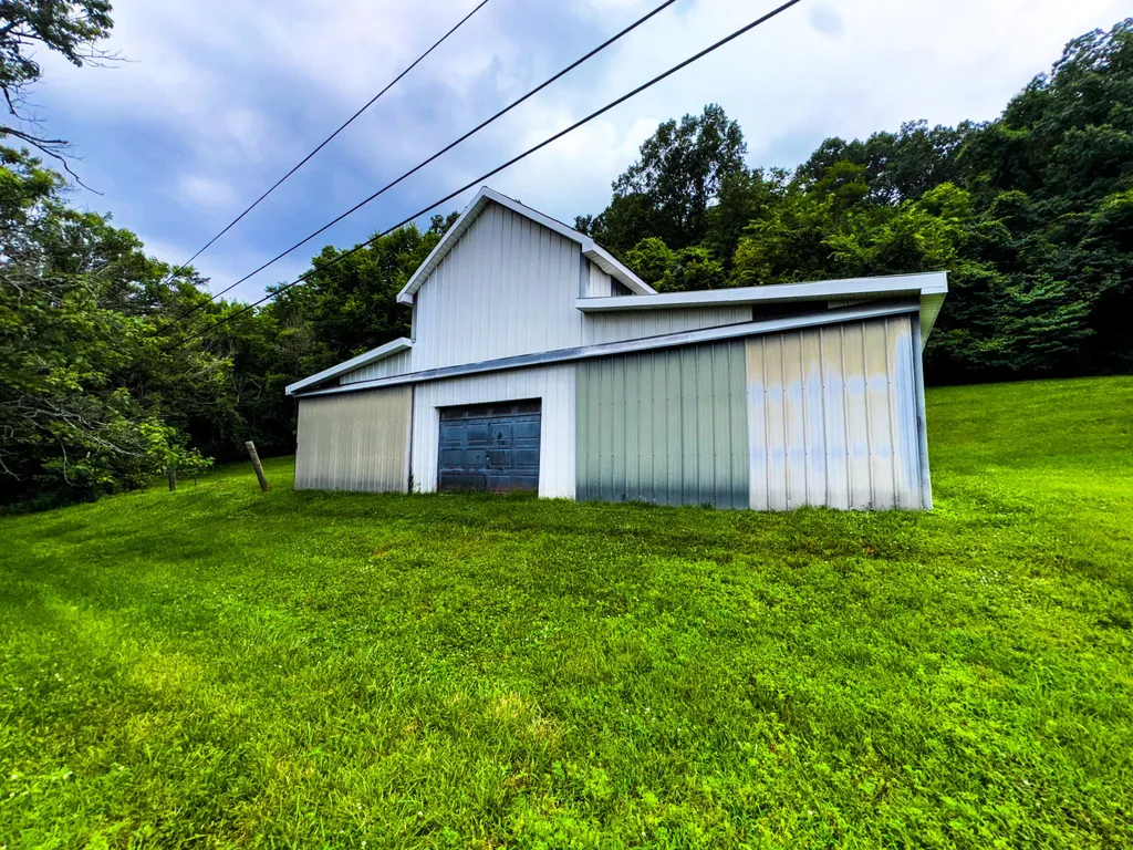 2970 Glensboro Road Lawrenceburg KY 40342