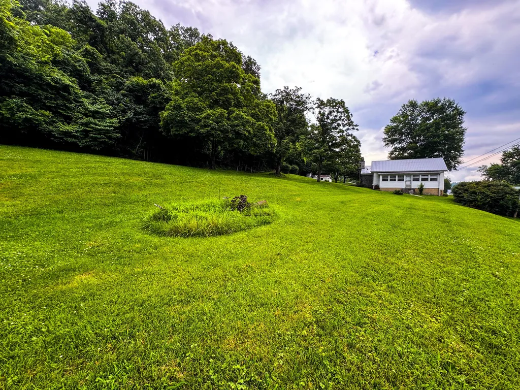 2970 Glensboro Road Lawrenceburg KY 40342