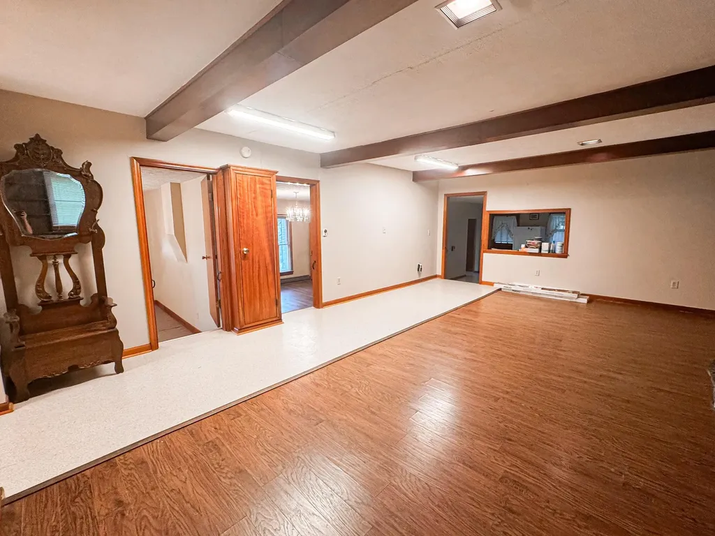2970 Glensboro Road Lawrenceburg KY 40342