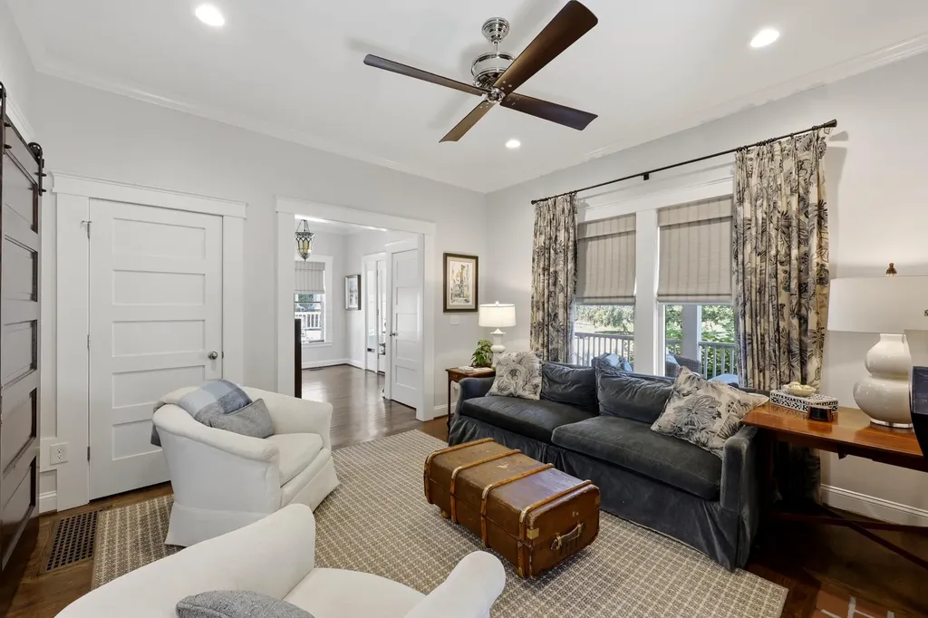 222 Clay Avenue Lexington KY 40502