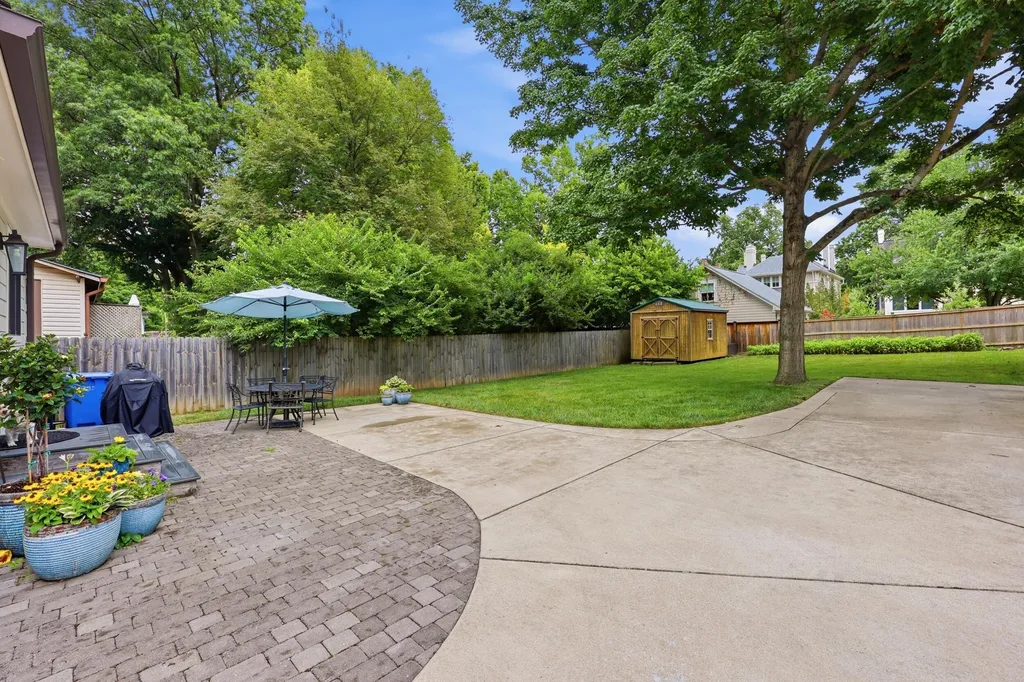 222 Clay Avenue Lexington KY 40502