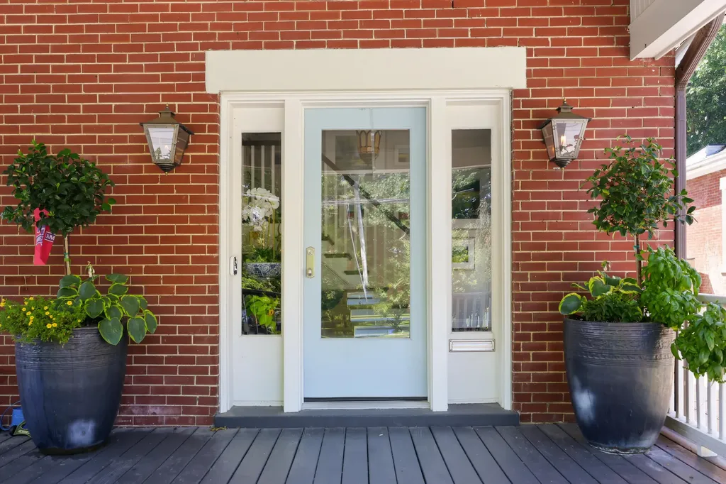 222 Clay Avenue Lexington KY 40502