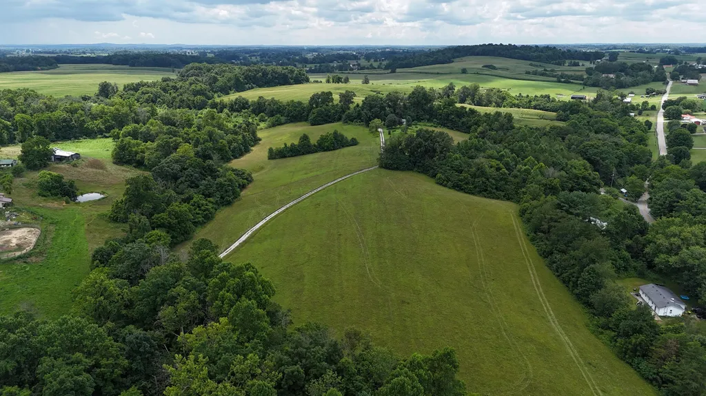 2548 Willailla Road Brodhead KY 40409