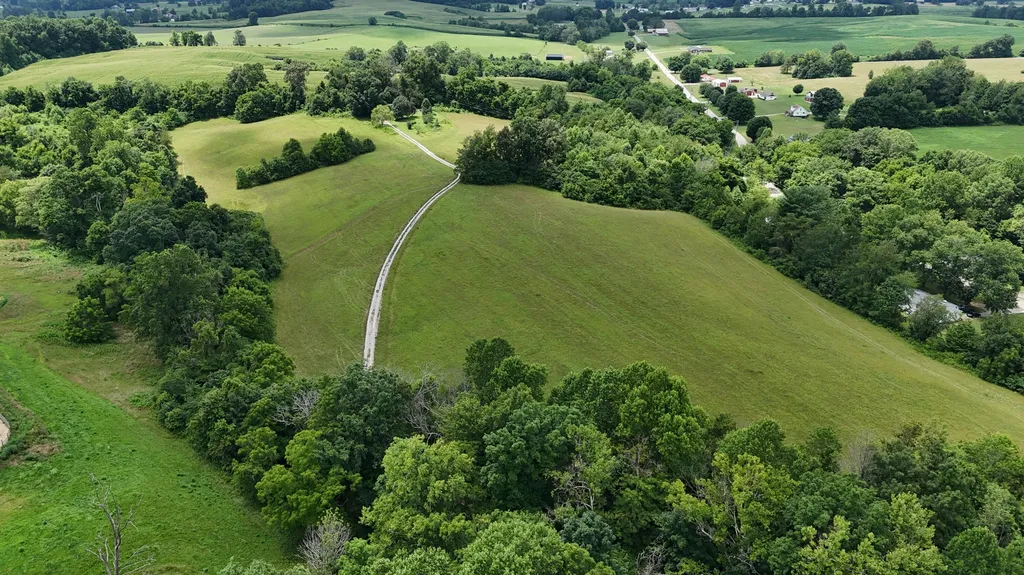 2548 Willailla Road Brodhead KY 40409
