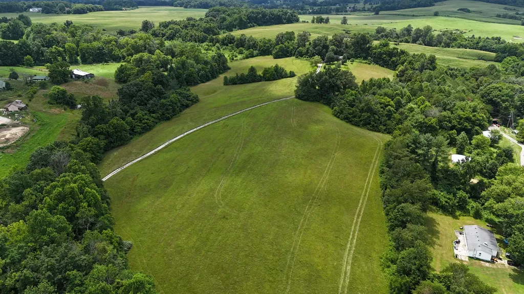 2548 Willailla Road Brodhead KY 40409