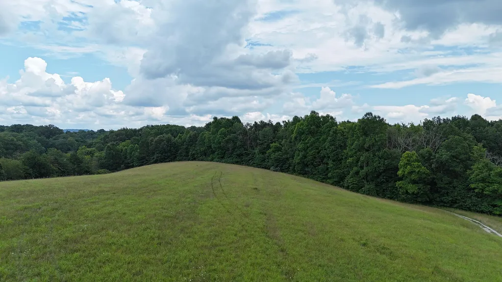 2548 Willailla Road Brodhead KY 40409