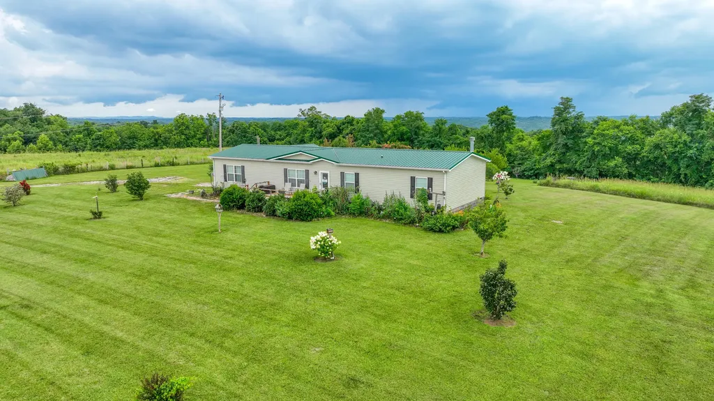 1939 College Hill Road Waco KY 40385