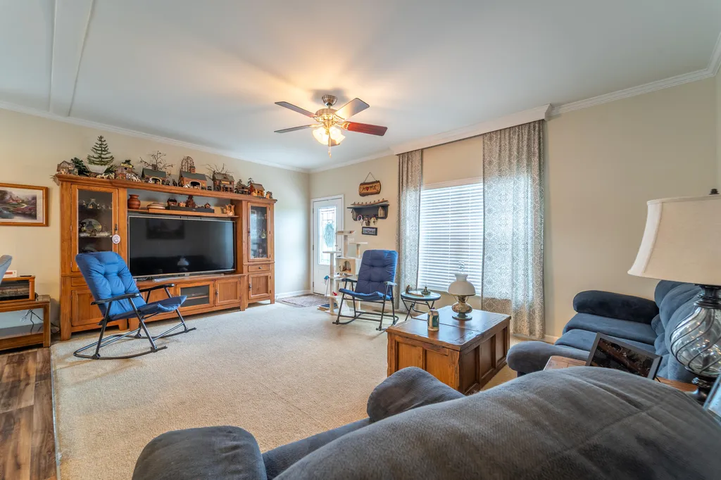 1939 College Hill Road Waco KY 40385
