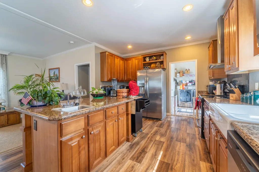 1939 College Hill Road Waco KY 40385
