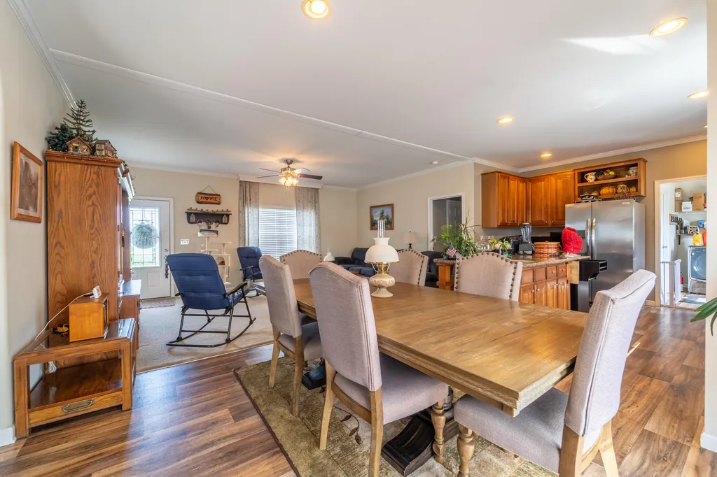 1939 College Hill Road Waco KY 40385