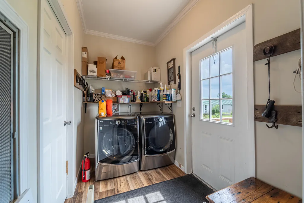 1939 College Hill Road Waco KY 40385