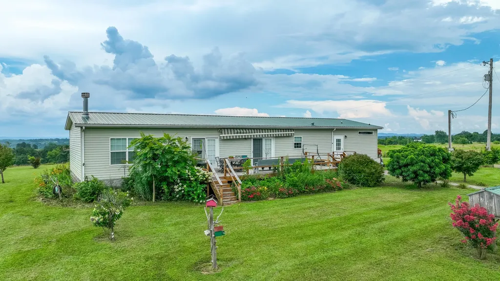 1939 College Hill Road Waco KY 40385