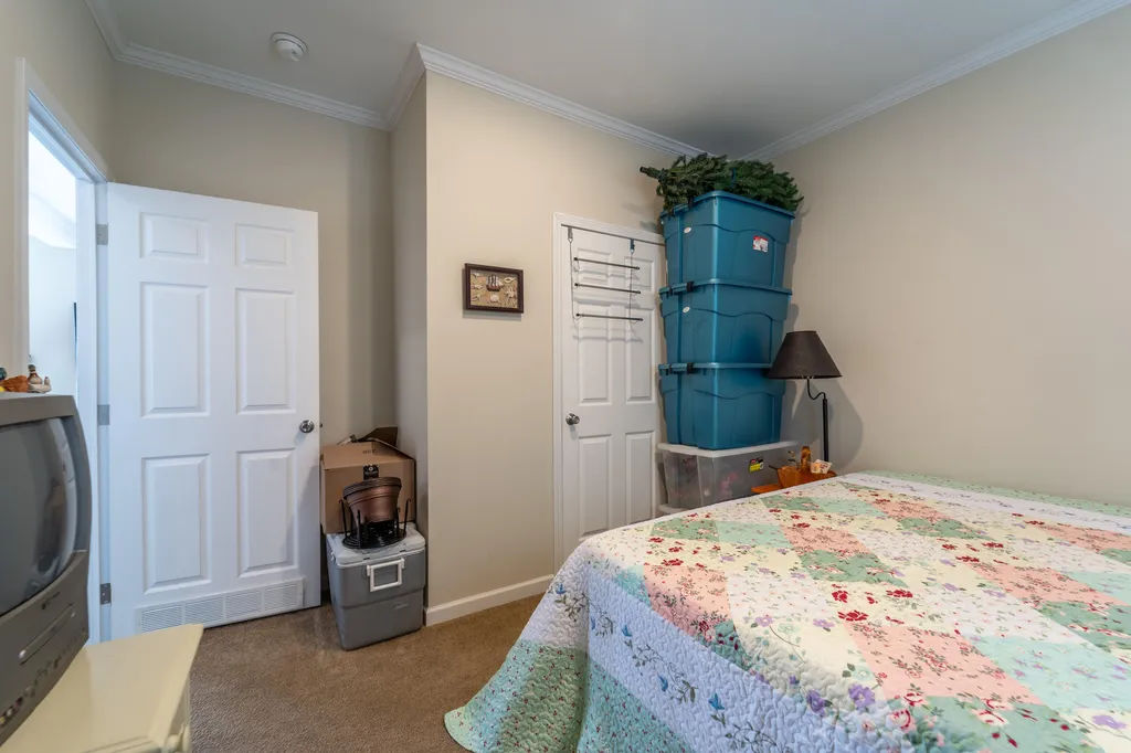 1939 College Hill Road Waco KY 40385