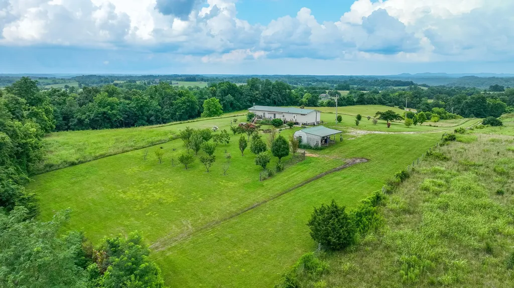 1939 College Hill Road Waco KY 40385