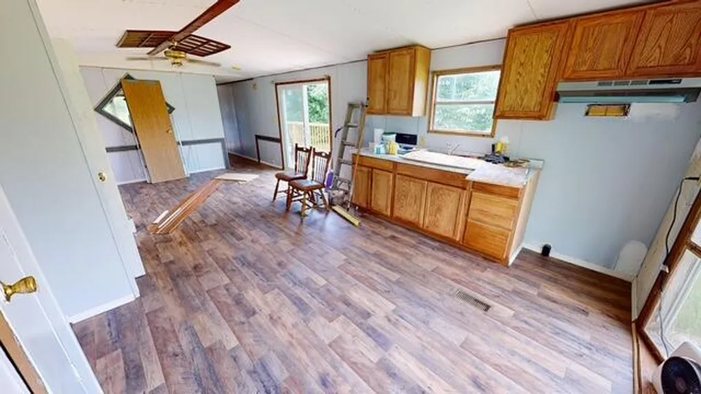 16431-16451 E State Highway 70 Bethelridge KY 42516