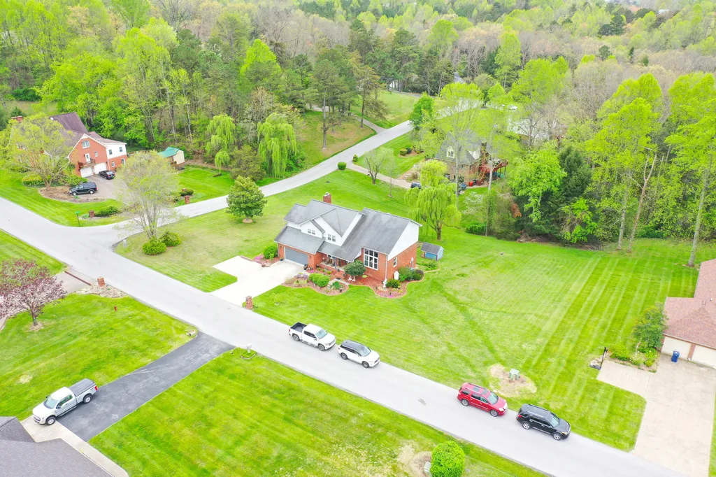 1901 Mallard Drive London KY 40741