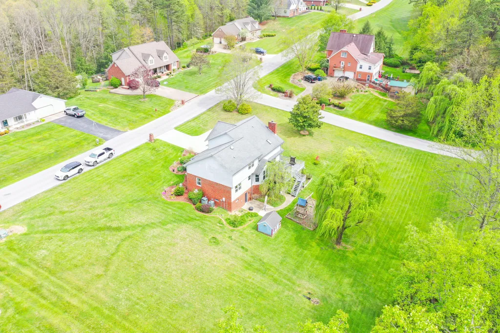 1901 Mallard Drive London KY 40741