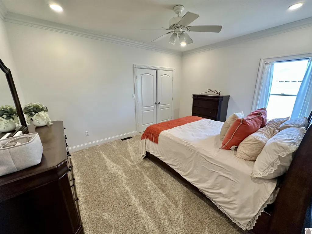 81 Oak Shadow Lane Benton KY 42025