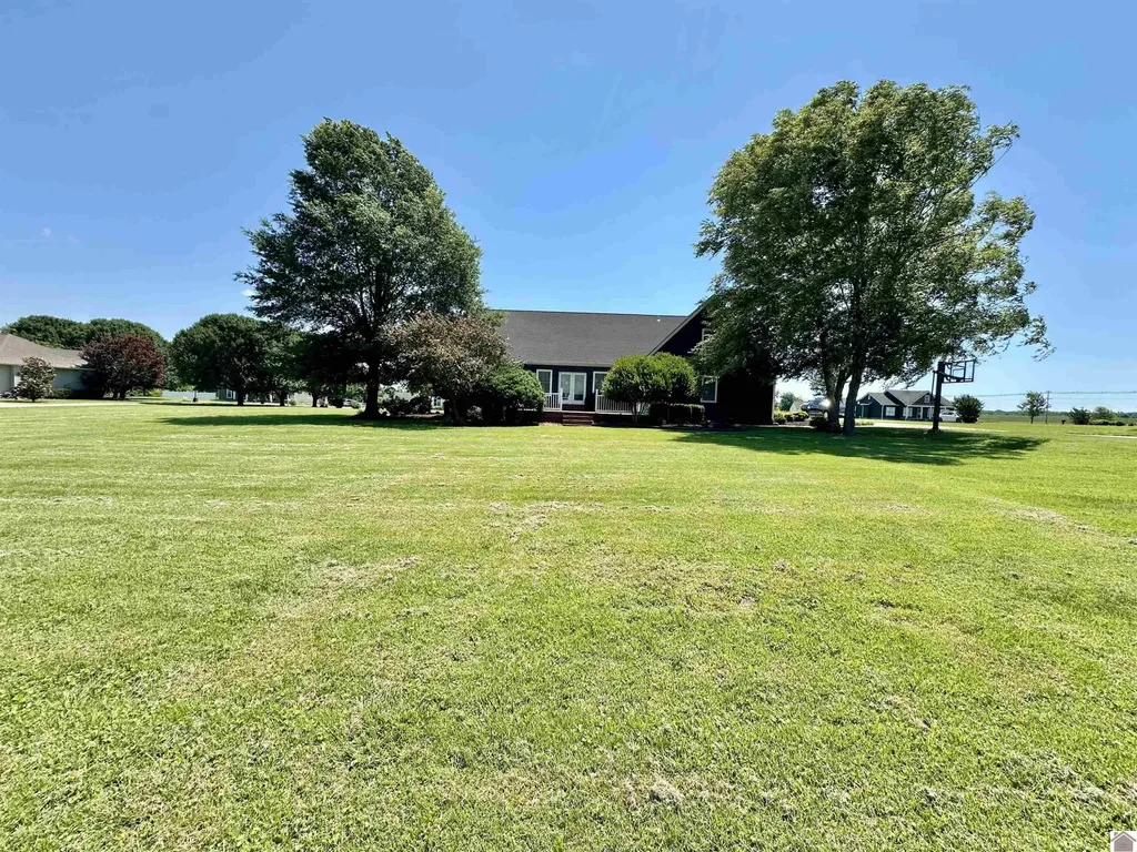 81 Oak Shadow Lane Benton KY 42025