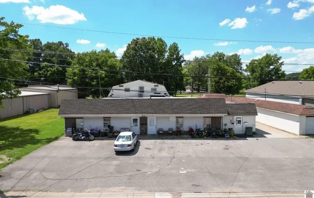 318 Main Street Benton KY 42025