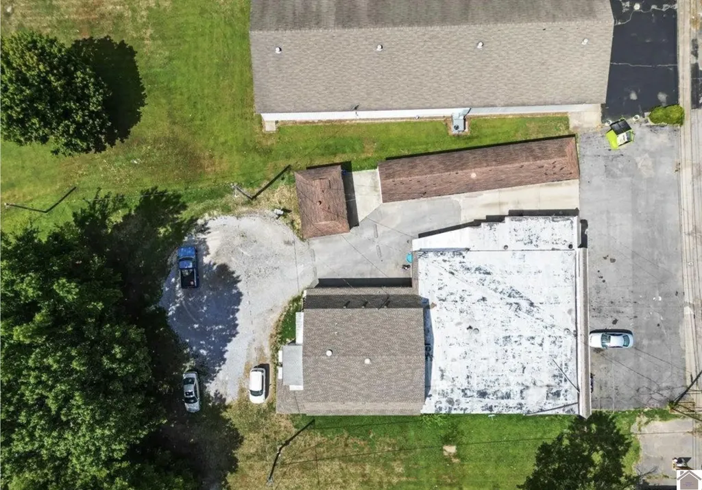 318 Main Street Benton KY 42025