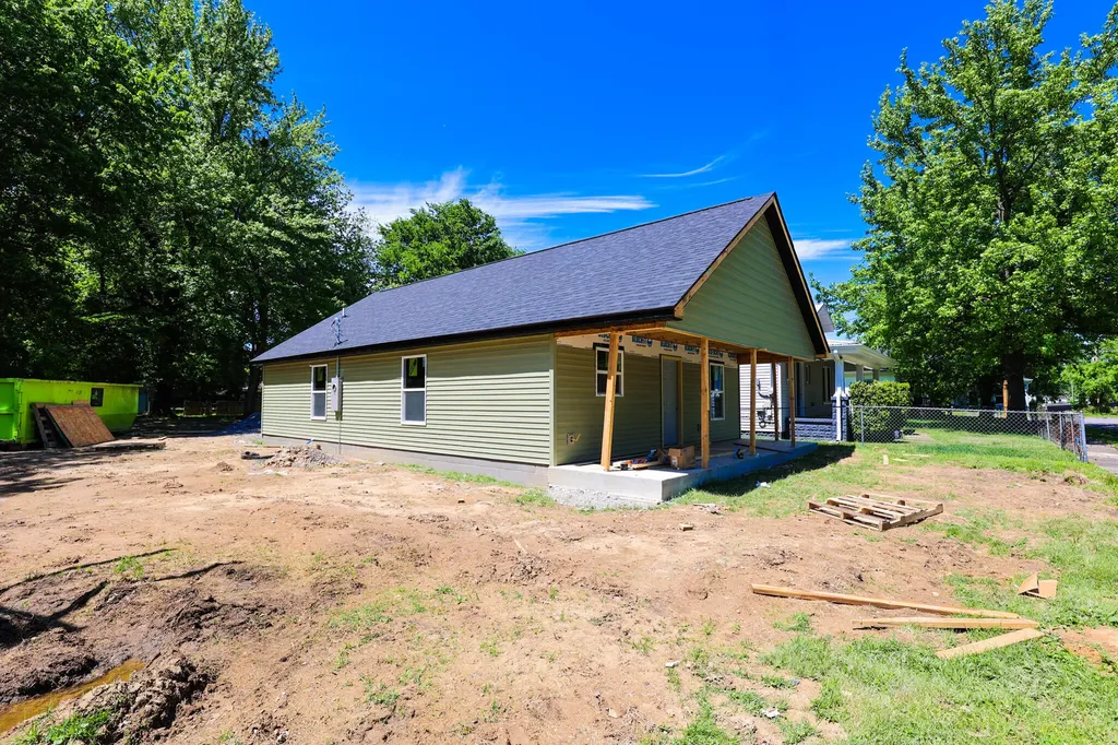 1207 Salem Avenue Paducah KY 42001