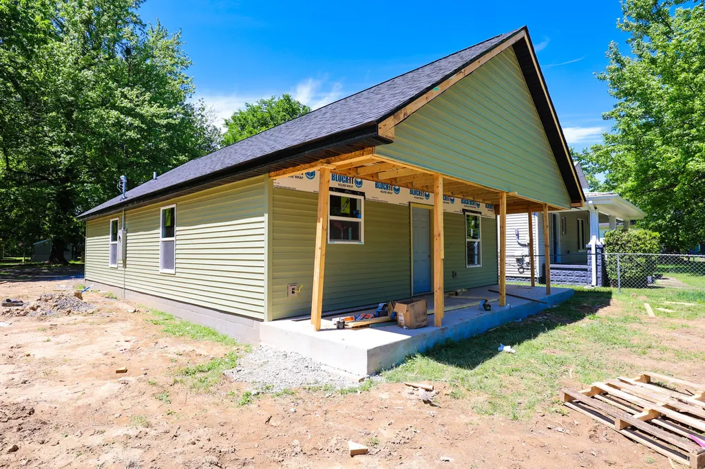 1207 Salem Avenue Paducah KY 42001