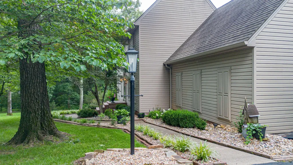 161 Shadybrook Lane Benton KY 42025